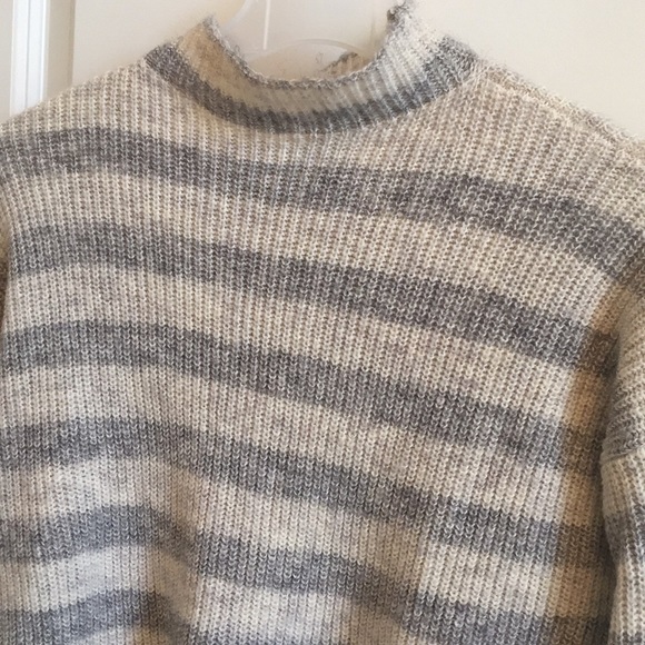 American Eagle Striped Sweater - Picture 2 of 2